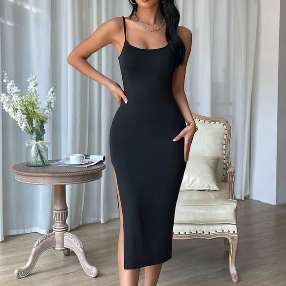 Dress - Picture 1 of 4